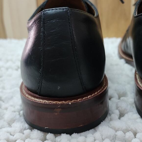 BLAKE MCKAY BLACK LEATHER CAP TOE BOX OXFORDS MENS SIZE 10.5 IN VGUC ?